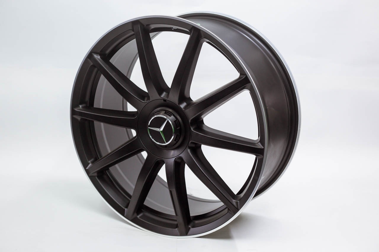 Mercedes-Benz BK913 8.5/9.5x20/5x112 D66.6 ET35 черный