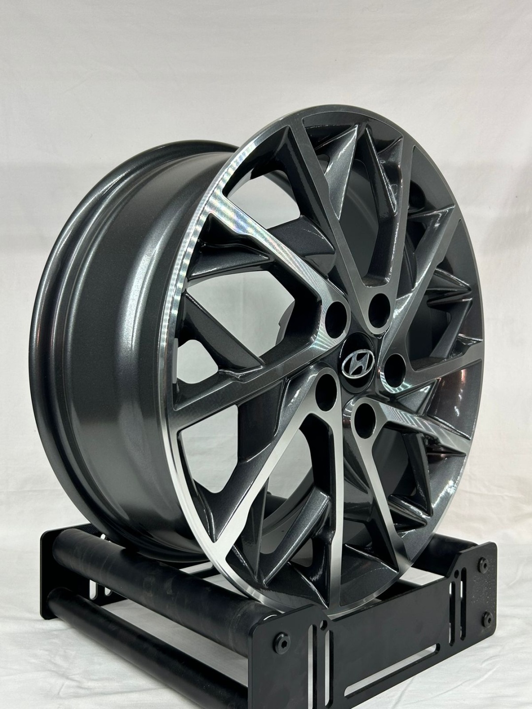 LKN 5394 7x17/5x114.3 D67.1 ET45 4 диска графит