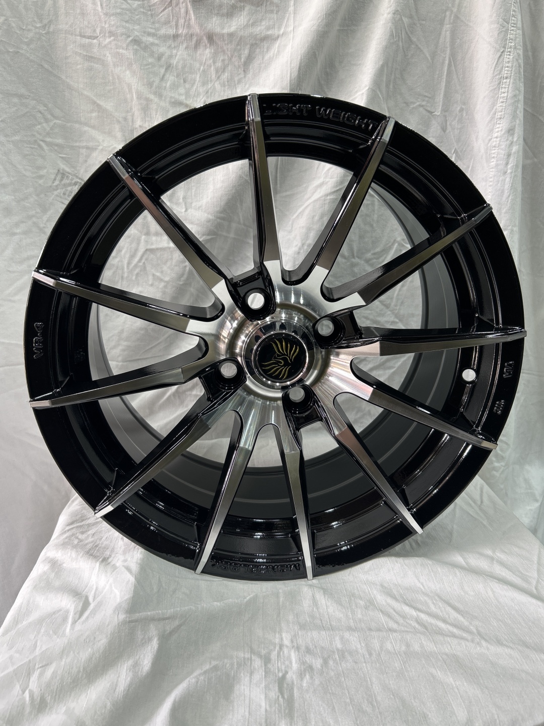 SSM 123 7x15/4x100 D67.1 ET35 черный, серебристый