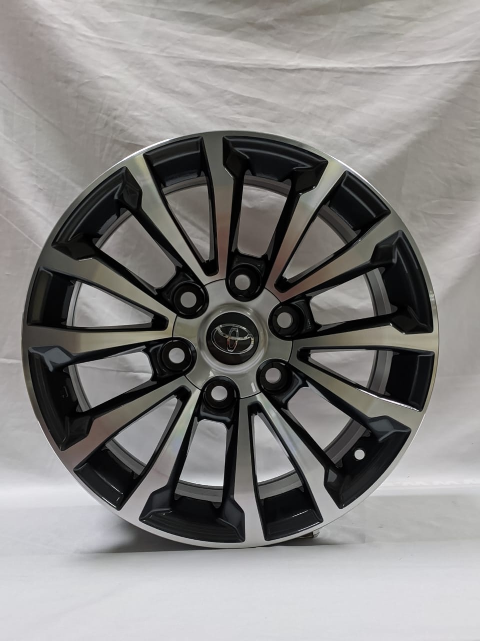RS 859 7.5x17/6x139.7 D106.2 ET25 графит