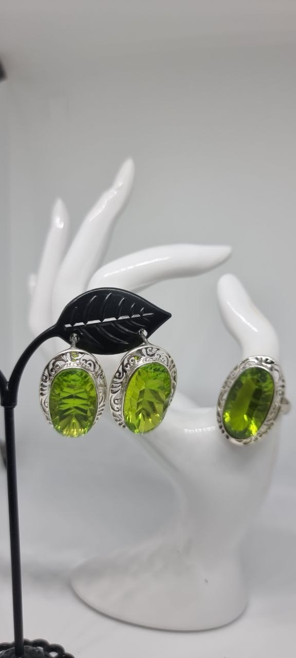 Splendore Collection SPL788 вес 20.6 г серебро, хризолит