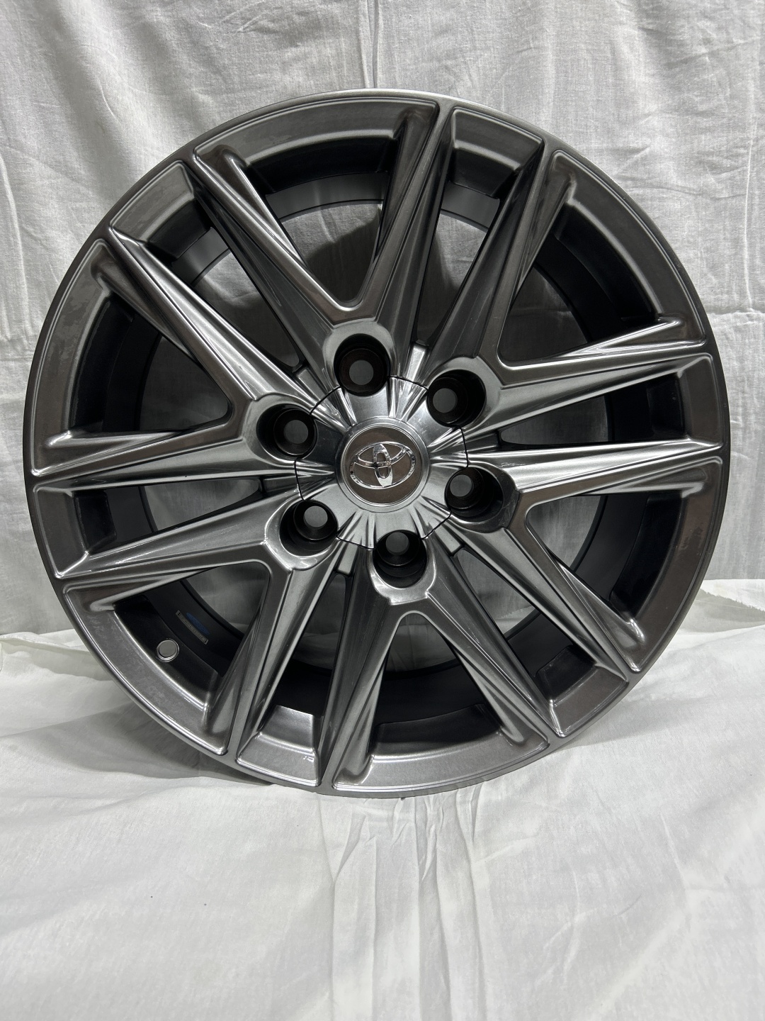SSR 120 7.5x18/6x139.7 D106.2 ET25 графит