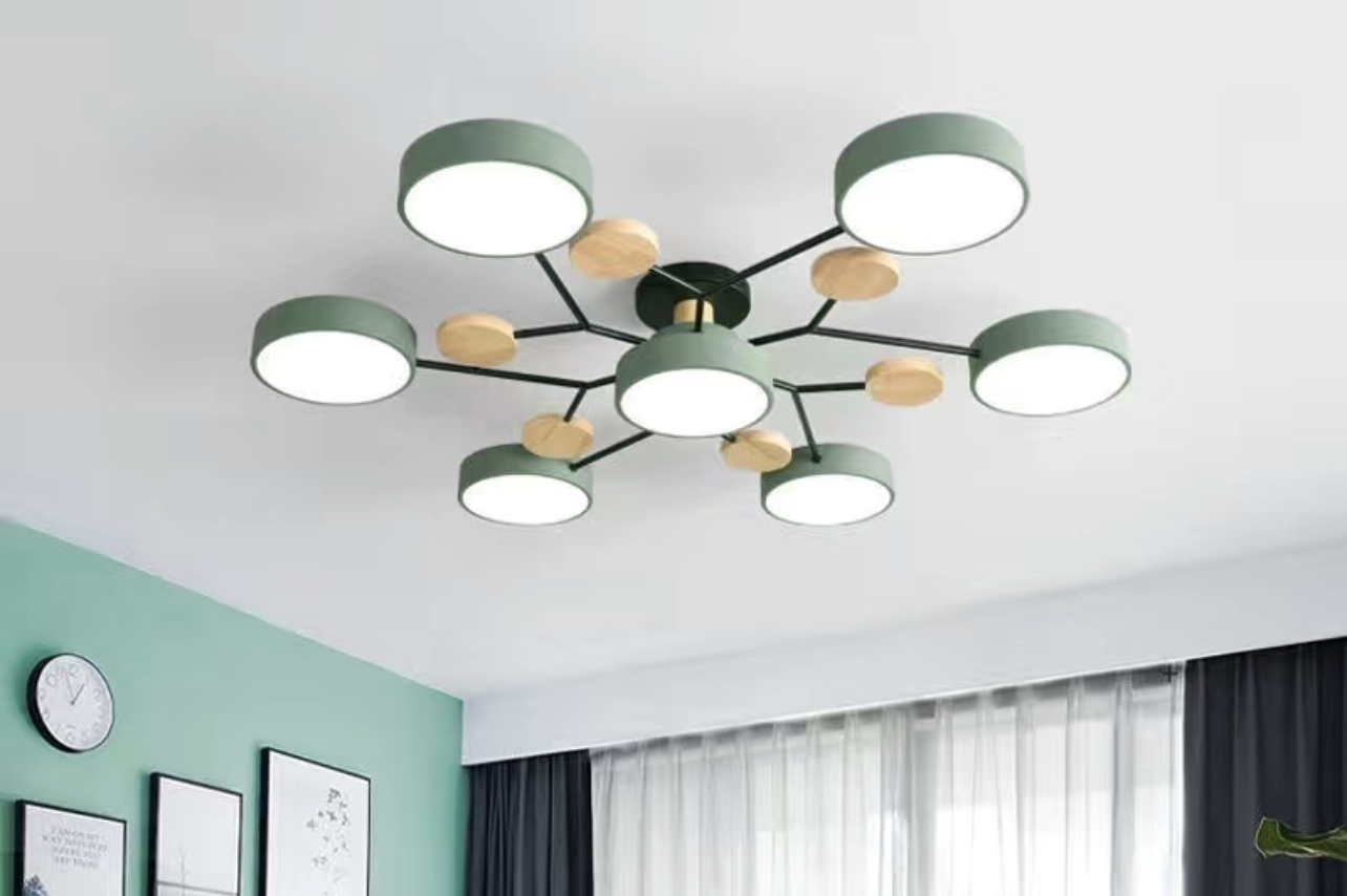 Люстра потолочная Gold LED, кол-во ламп: 6 шт