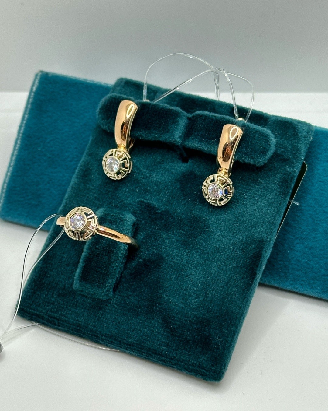 Ali Gold 27065 вес 2.5 г золото, фианит