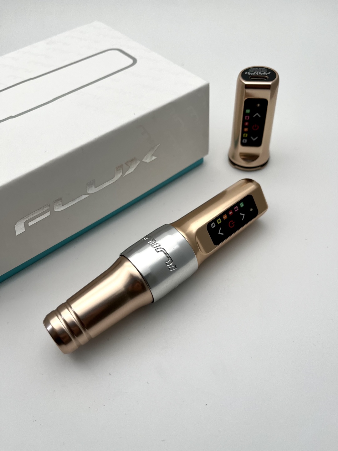 Тату-машинка FK Irons Flux Mini with 2 Batteries Champagne Gold роторная 8000
