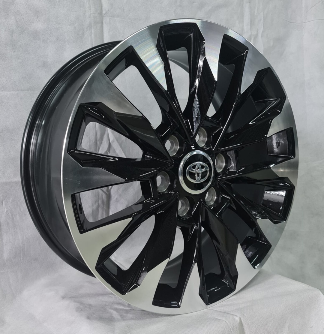 Toyota TLC300 8x20/5x139.7 D95.1 ET60 черный, серебристый
