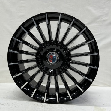 RNO 1016 6.5x15/4x100 D67.1 ET32 4 диска черный