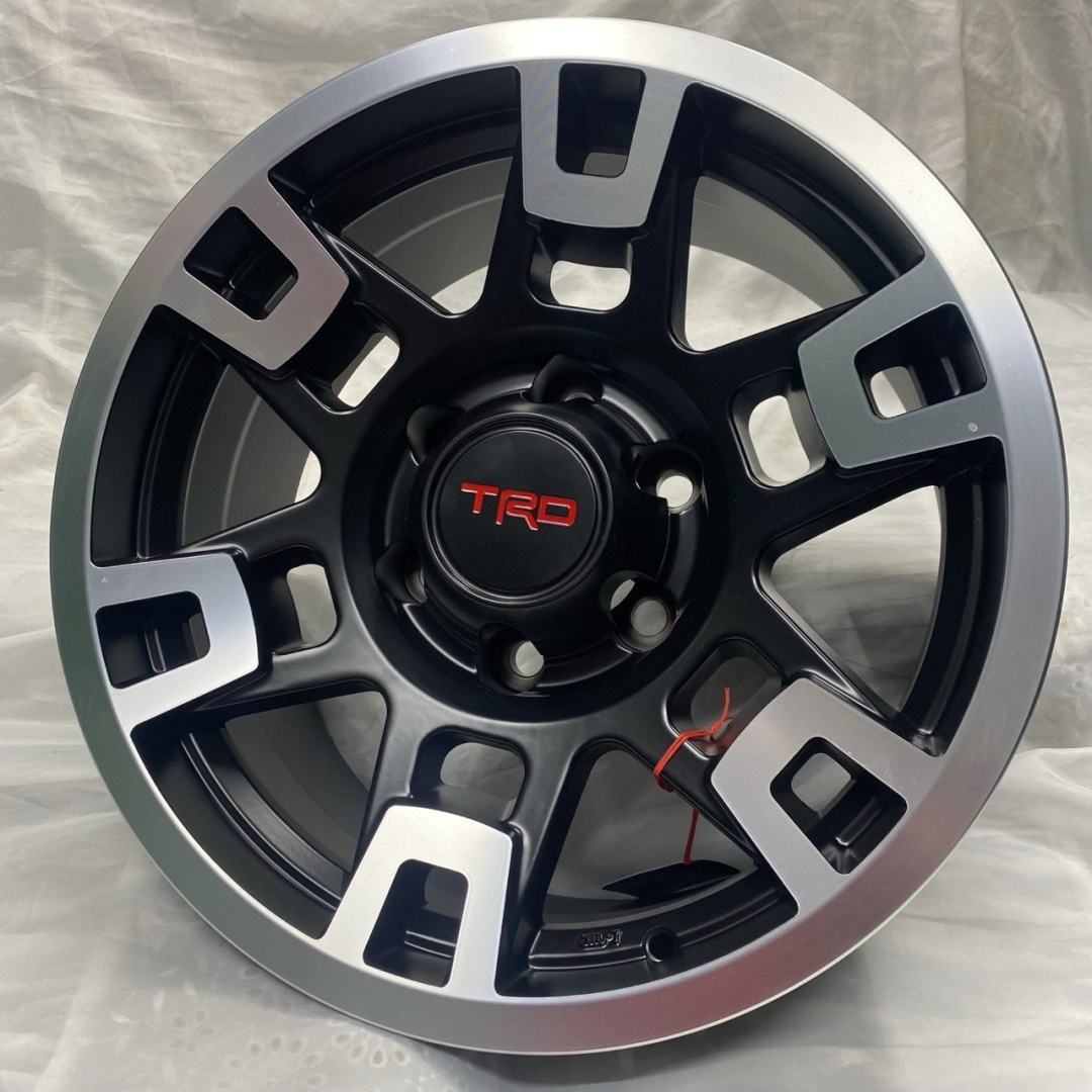 TRD 76082 8x17/6x139.7 D106.2 ET0 4 диска серебристый, черный, красный