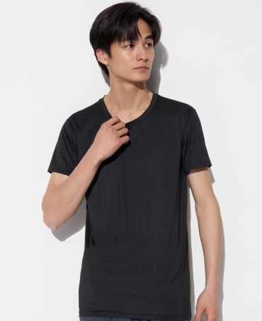 Футболка Uniqlo черный