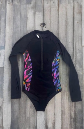 Купальник слитный Beach Hot черный
