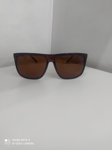 Polarized квадратные поляризованные
