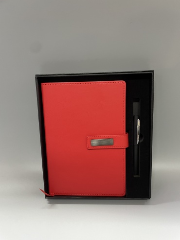Ежедневник Yalong Business, A5, 120 л, клетка