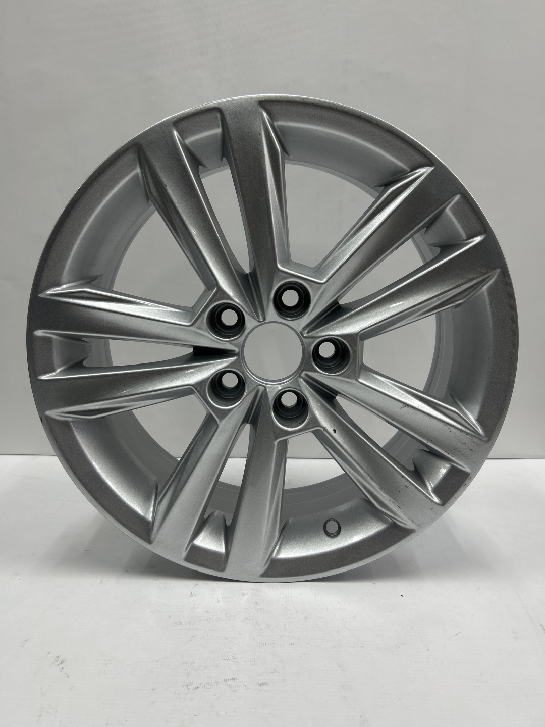 SSM 456 6x15/5x100 D57.1 ET40 серебристый
