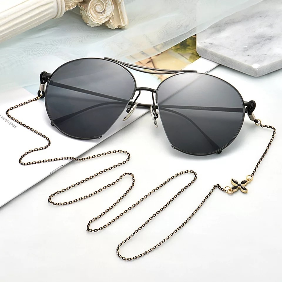Шнурок для очков OK Style черный, золотистый 76 см