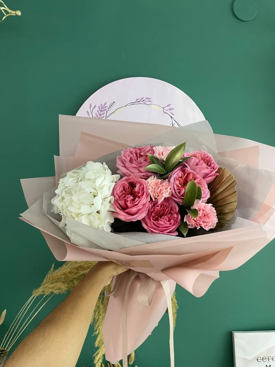 Купить Inflowers nur55 гвоздика, гортензия, пионовидная роза 9 шт 50 см ...