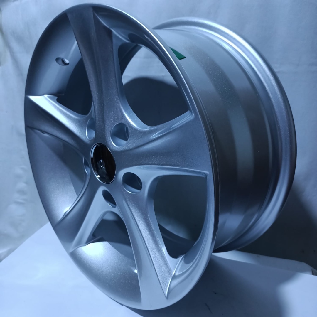 BW 1016 6.5x15/5x114.3 D67.1 ET35 4 диска серебристый