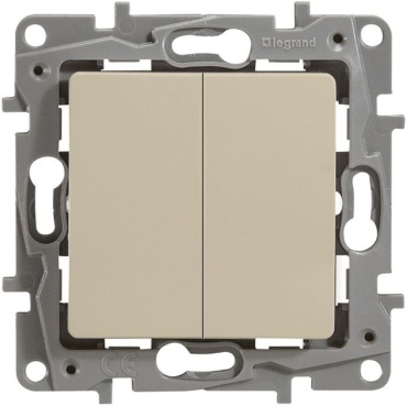 Legrand Etika plus 10AX СЛНК 672312 серый