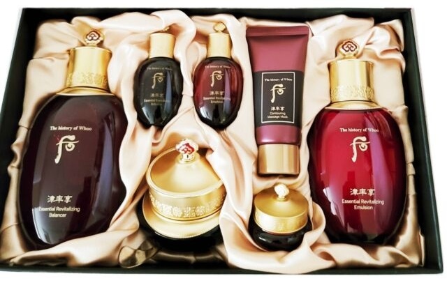 The History of Whoo Jinyulhyang Special Set набор по уходу за лицом для женщин