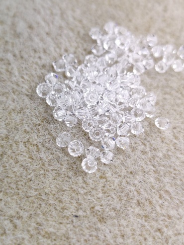 Бусины Preciosa Crystal-3mm 10 шт