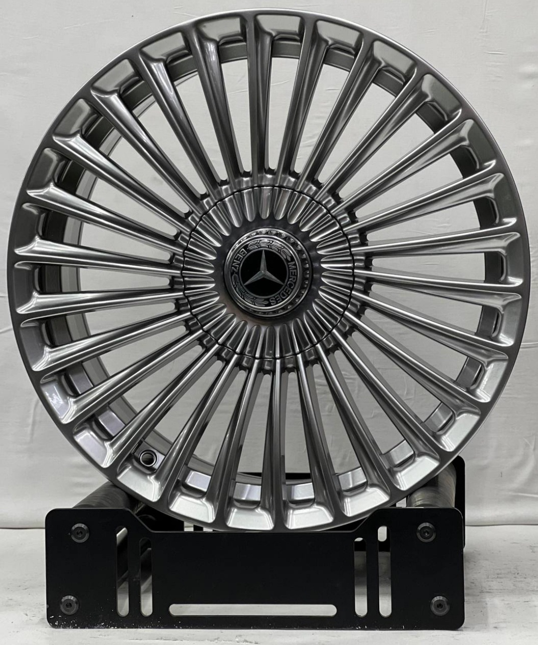 DRS 0228 7.5x17/5x112 D66.6 ET35 4 диска серебристый