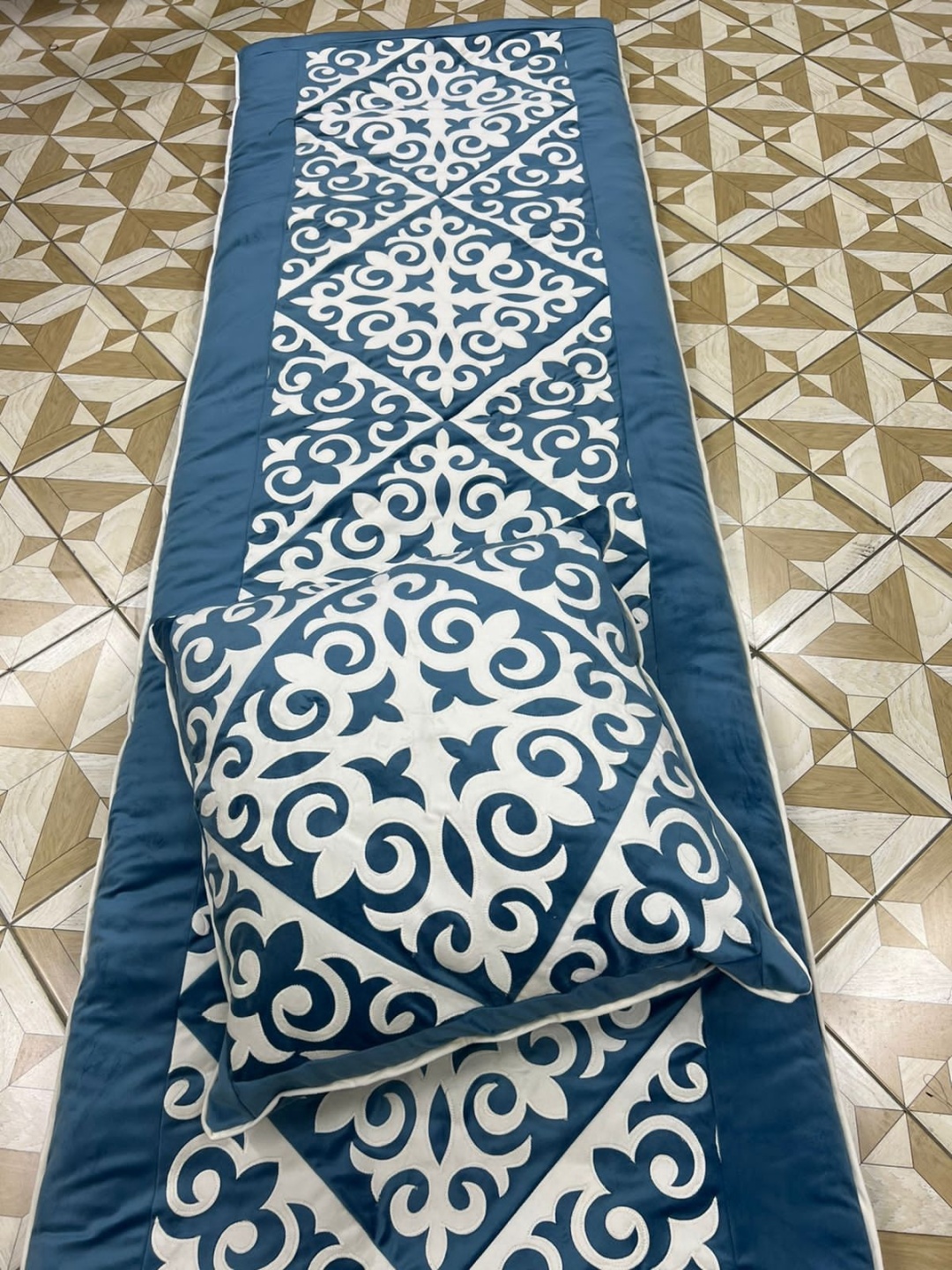 QURAQ_ZHASAU комплект корпе с подушками 230x80 см, вата, голубой