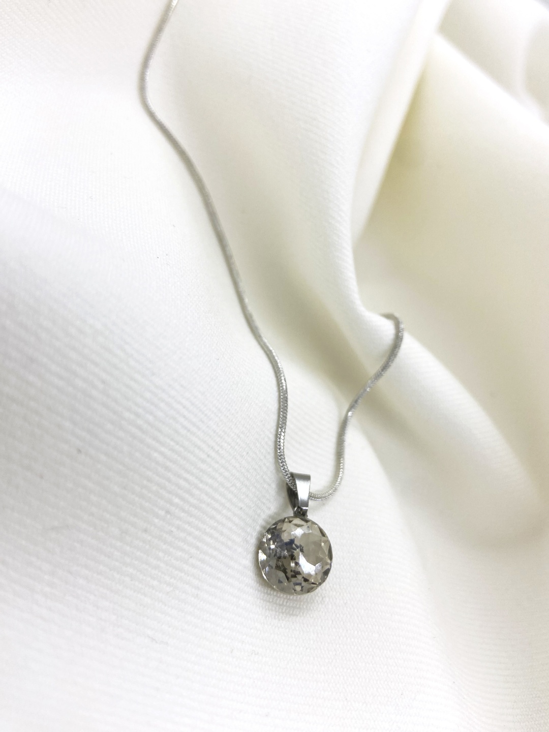 TheQUEEN длина 45 см бижутерный сплав, кристаллы Swarovski