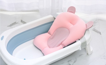 Матрас Baby Матрасик для купания противоскользящий AM-01, мин. возраст с рождения