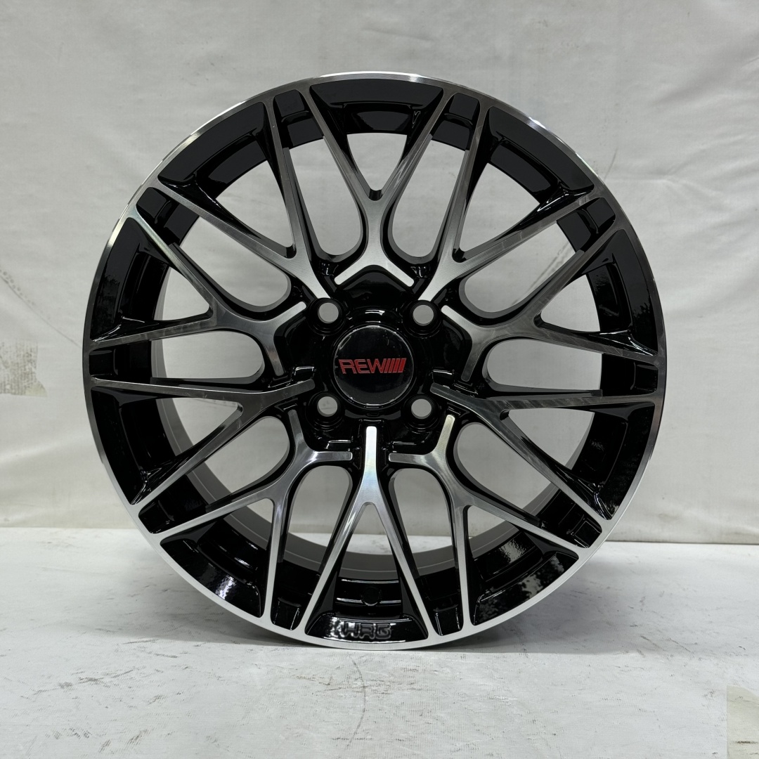 RNO Ch 9088 7x15/4x100 D67.1 ET35 4 диска черный, серебристый