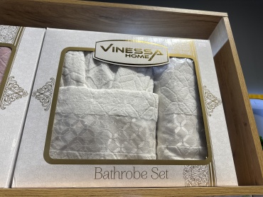 Махровый халат Vinessa белый