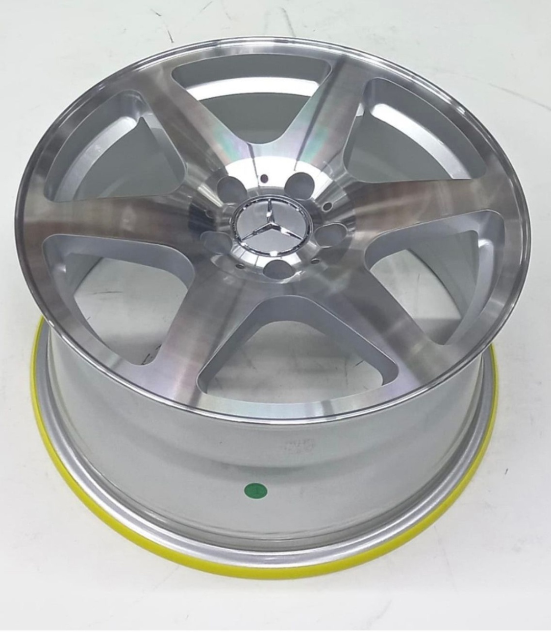 Mercedes-Benz 010 8x17/5x112 D66.6 ET35 4 диска серебристый