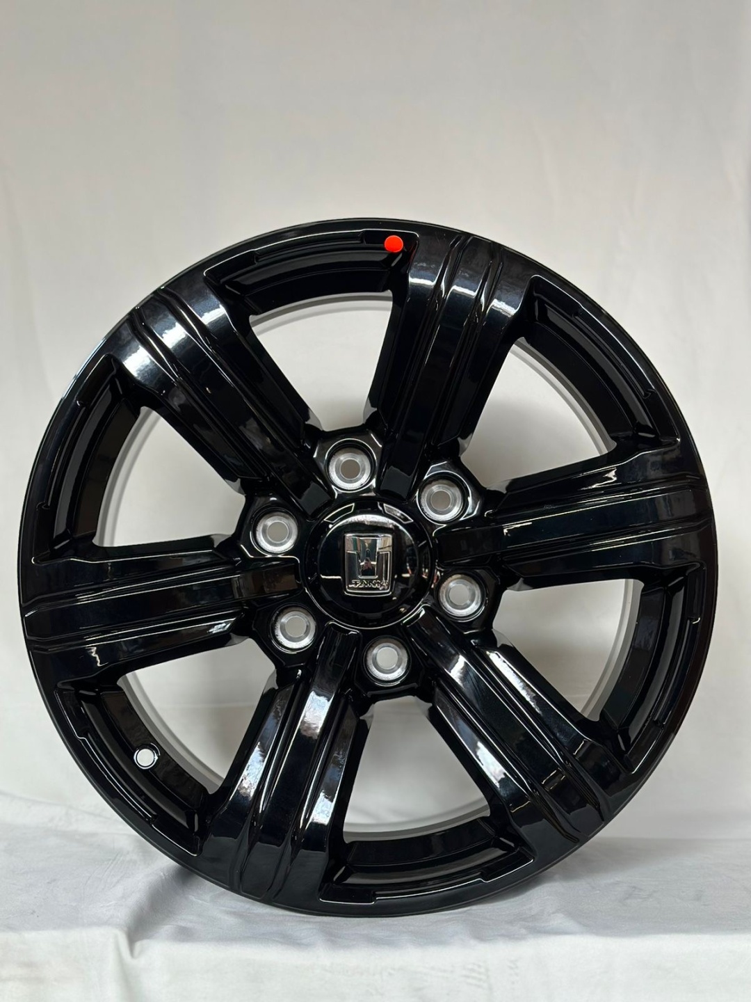 RNO Rno 300 8x17/6x139.7 D100 ET36 4 диска черный