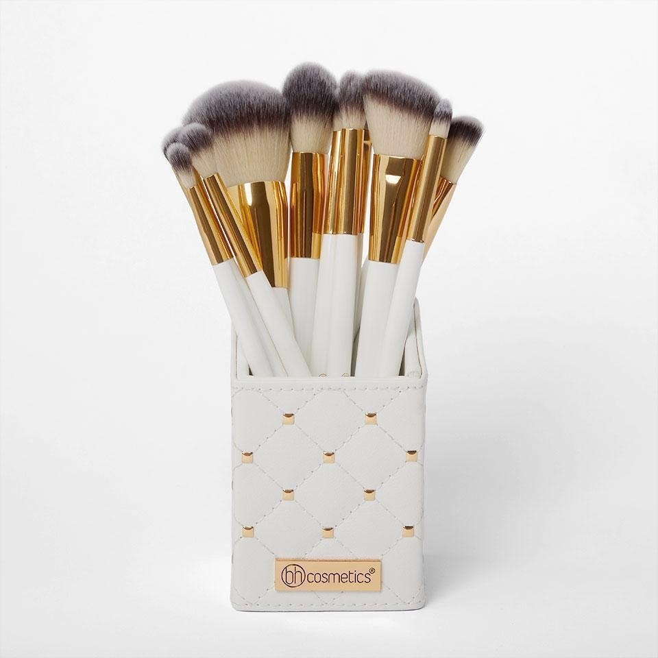 BH cosmetics набор кистей white studded elegance 12 шт