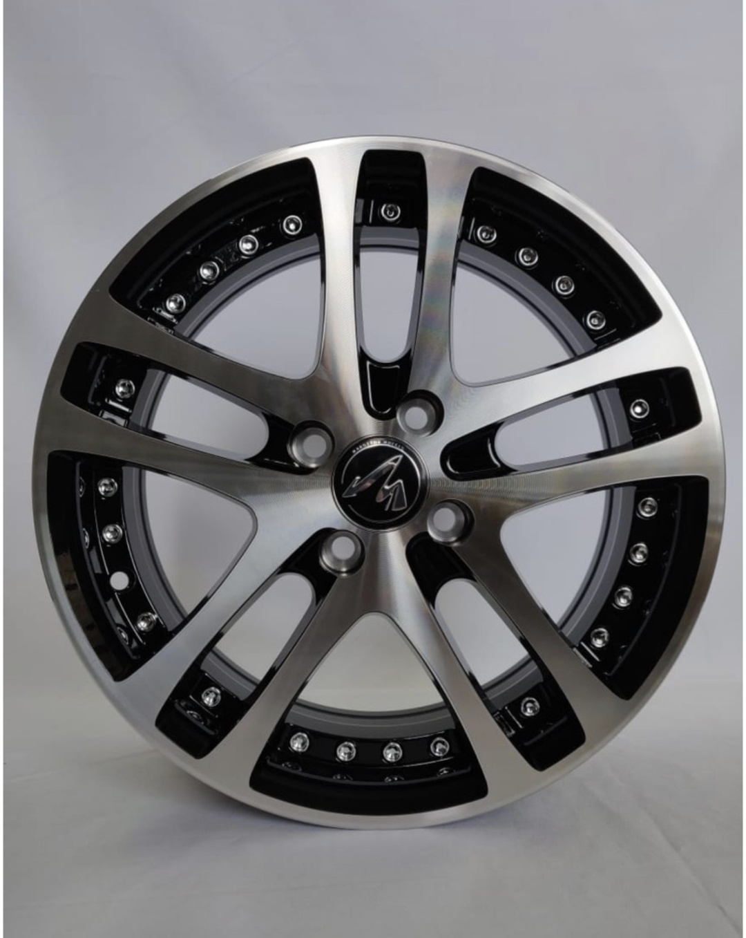 ACQ RS 239 6x15/4x98 D58.6 ET35 черный, серебристый