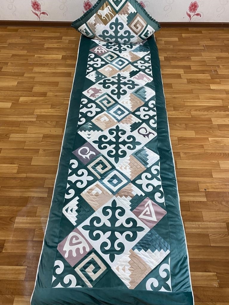 Комплект корпе с подушками 250x80 см, вата, зеленый