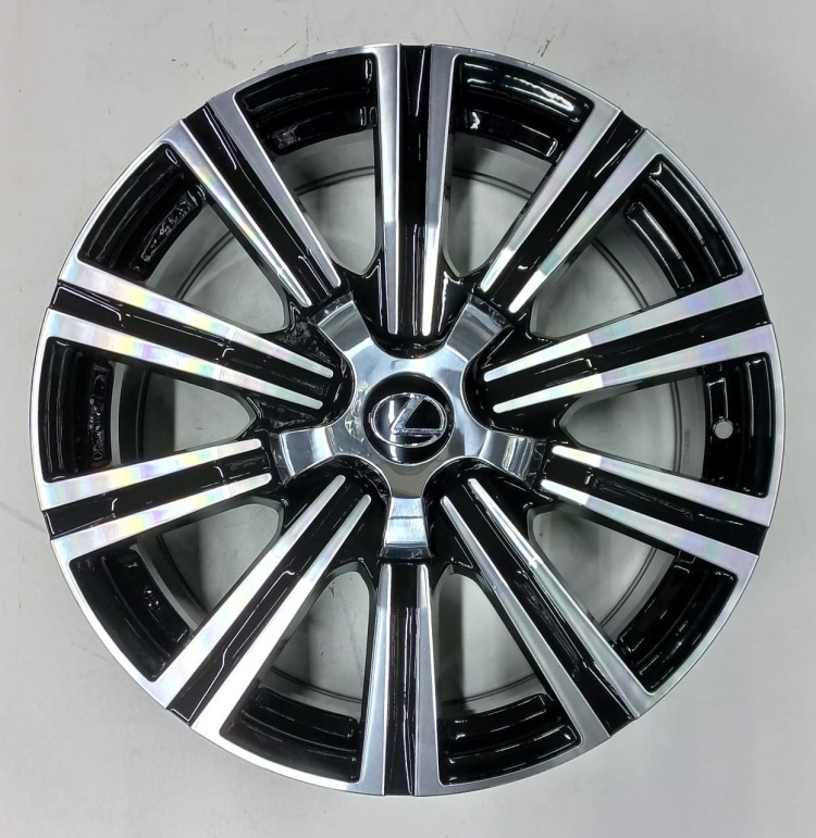 Wheels 5089 8x18/5x150 D110.1 ET40 черный, серебристый