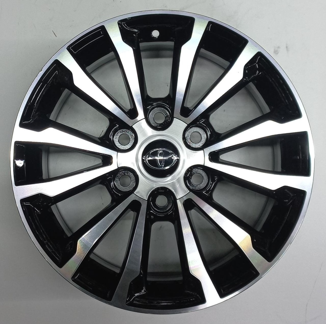 Toyota 5312 7.5x17/6x139.7 D106.1 ET25 черный, серебристый
