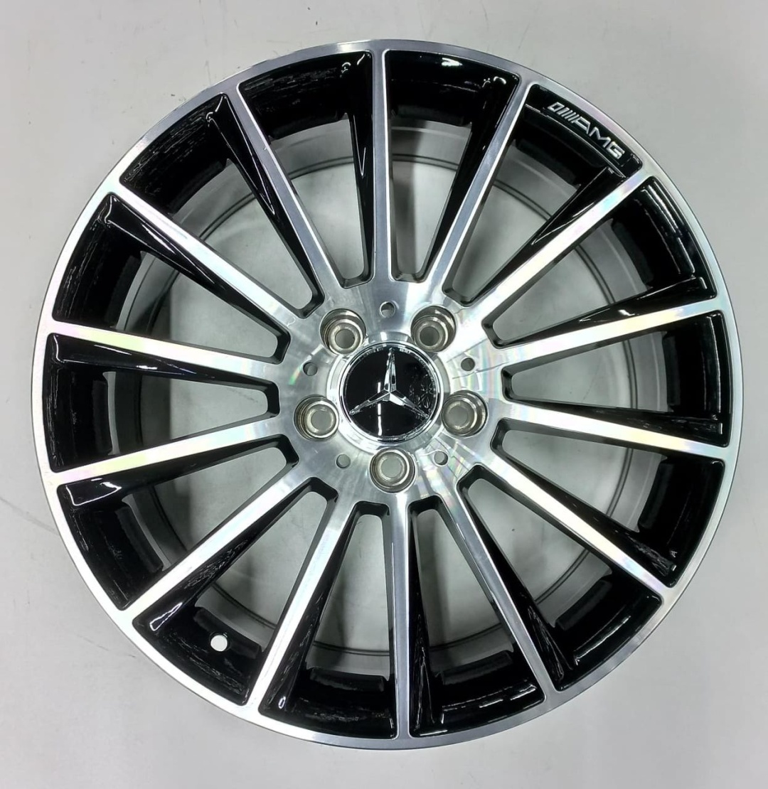 Mercedes-Benz 836 8.5x18/5x112 D66.6 ET35 черный, серебристый