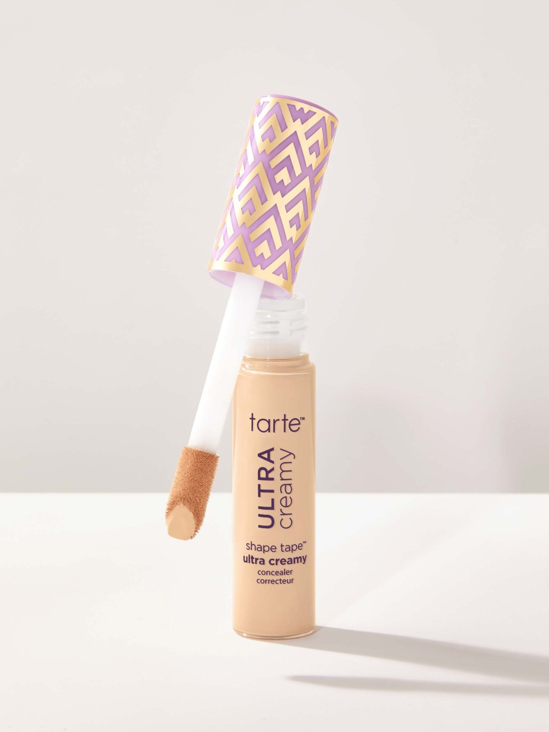 Tarte Ultra Creamy консилер 22N Light Neutral