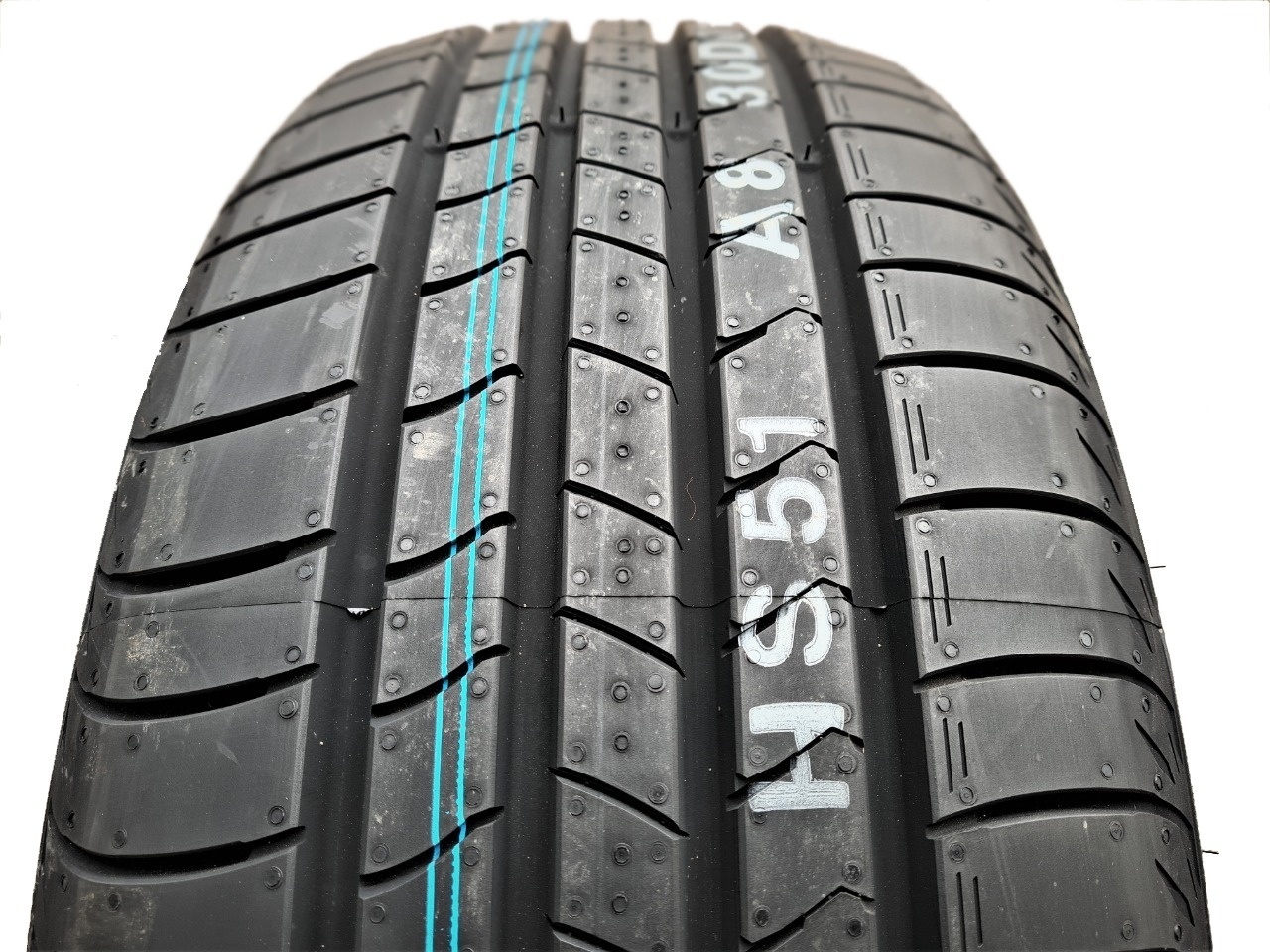 Купить Шины Kumho 215 65 R16