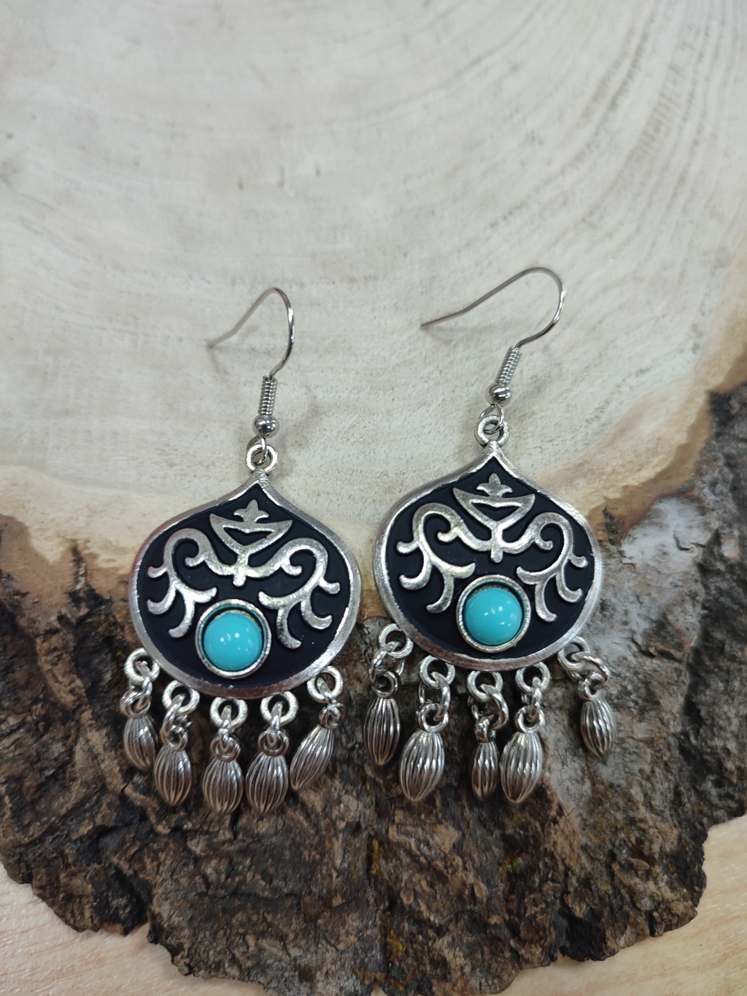 Серьги Fashion Jewelry медицинская сталь, искусственный камень