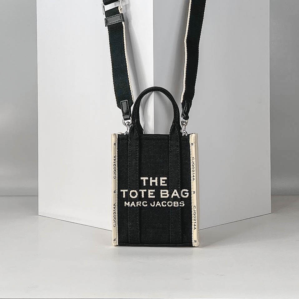 Мини-сумка MARC JACOBS текстиль черный, бежевый