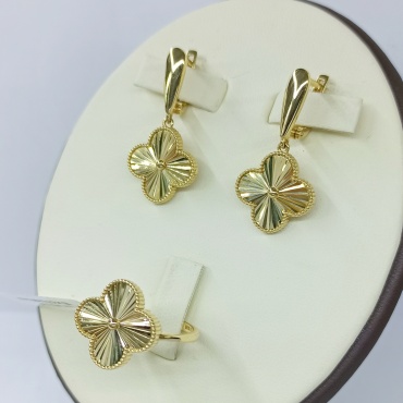 Gaukhar Jewelry GJ0141-S вес 7.63 г золото, без вставок