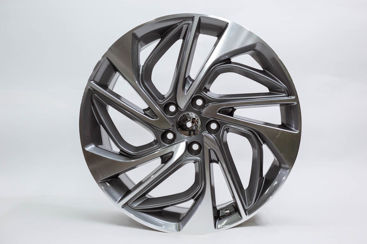 Hyundai 5518-19 7.5x19/5x114.3 D67.1 ET51 4 диска серый