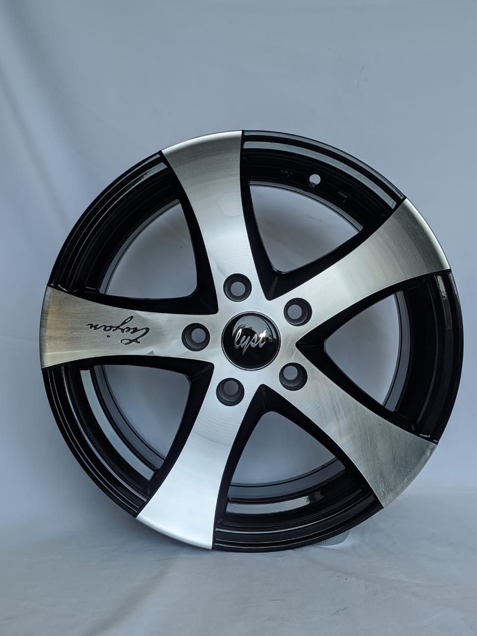 RS 1094 7x16/5x114.3 D67.1 ET35 черный