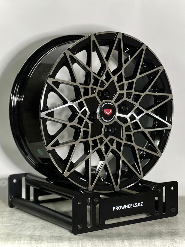 Wheels 1089MMM 6.5x16/4x100 D67.1 ET35 4 диска черный, серебристый