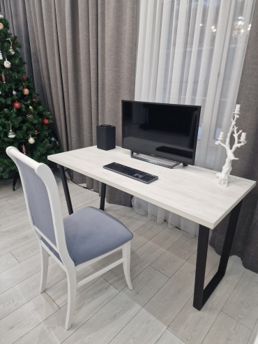 Стол компьютерный Loft, 120х70x75 см, белый