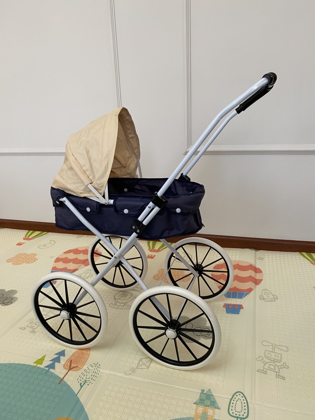 Коляска, транспорт Dolle мультиколор