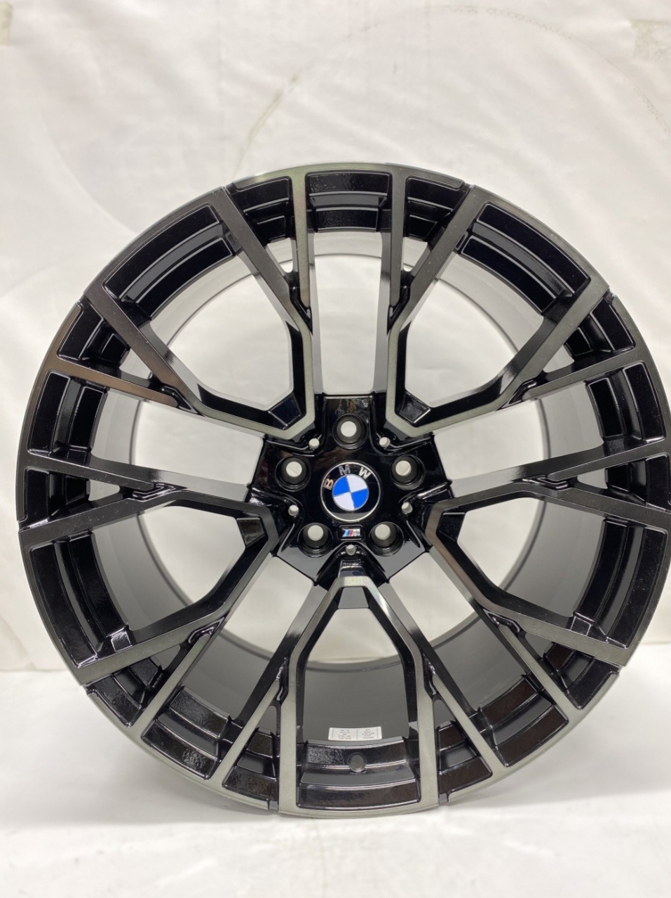 TT RNO 5767 9.5/10.5x21/5x112 D66.6 ET37.43 4 диска черный, серебристый