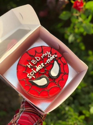 Caramel бенто-торт HBD my spider man 450 г