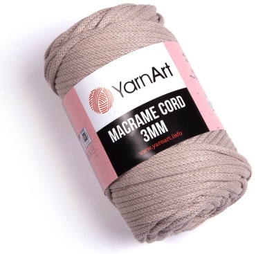 Моток YarnArt Macrame Cord 3 мм 753 бежевый 85 м 250 г